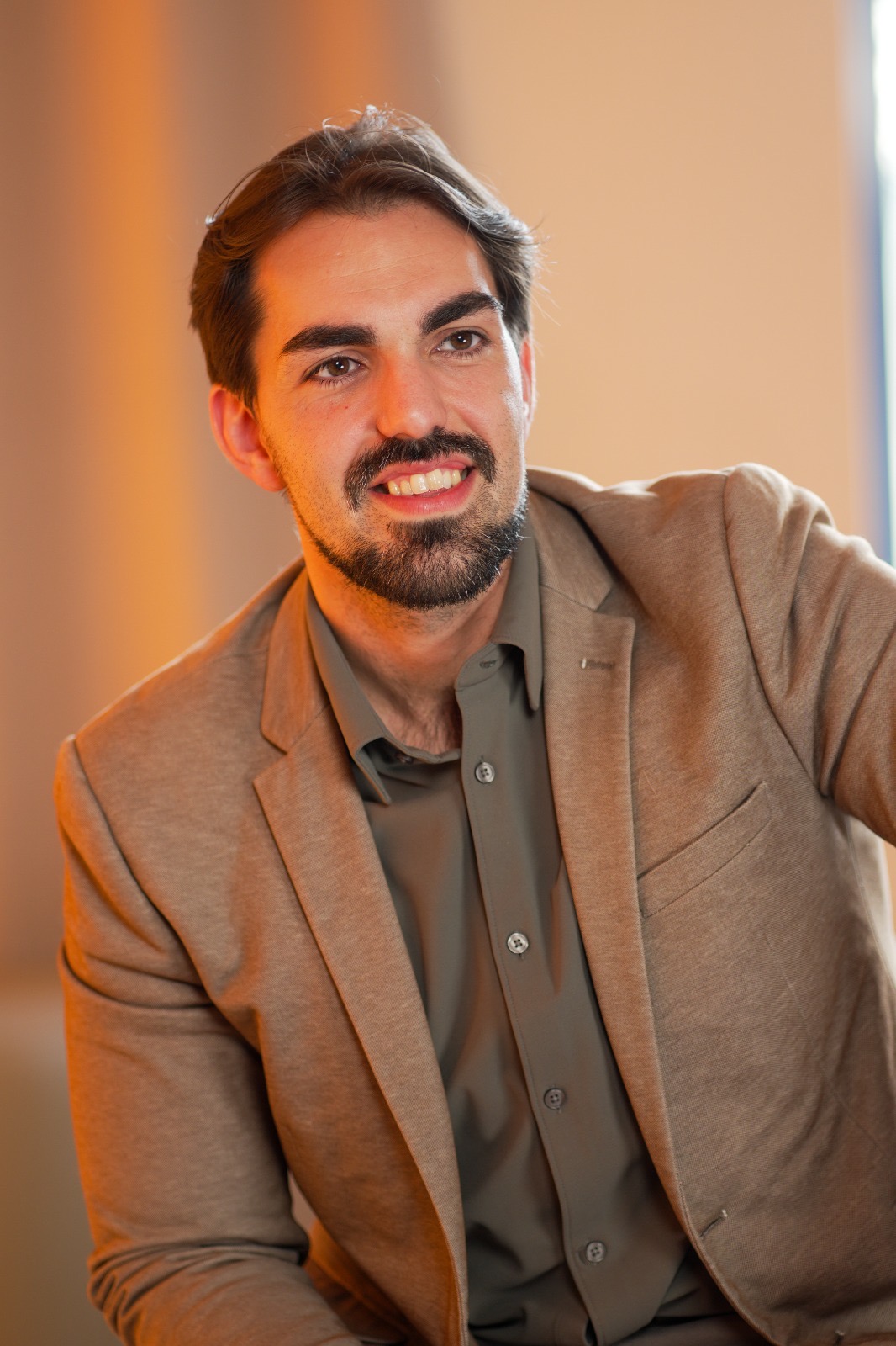Alexander Phimister, Fundador y director en Phimister's Business School